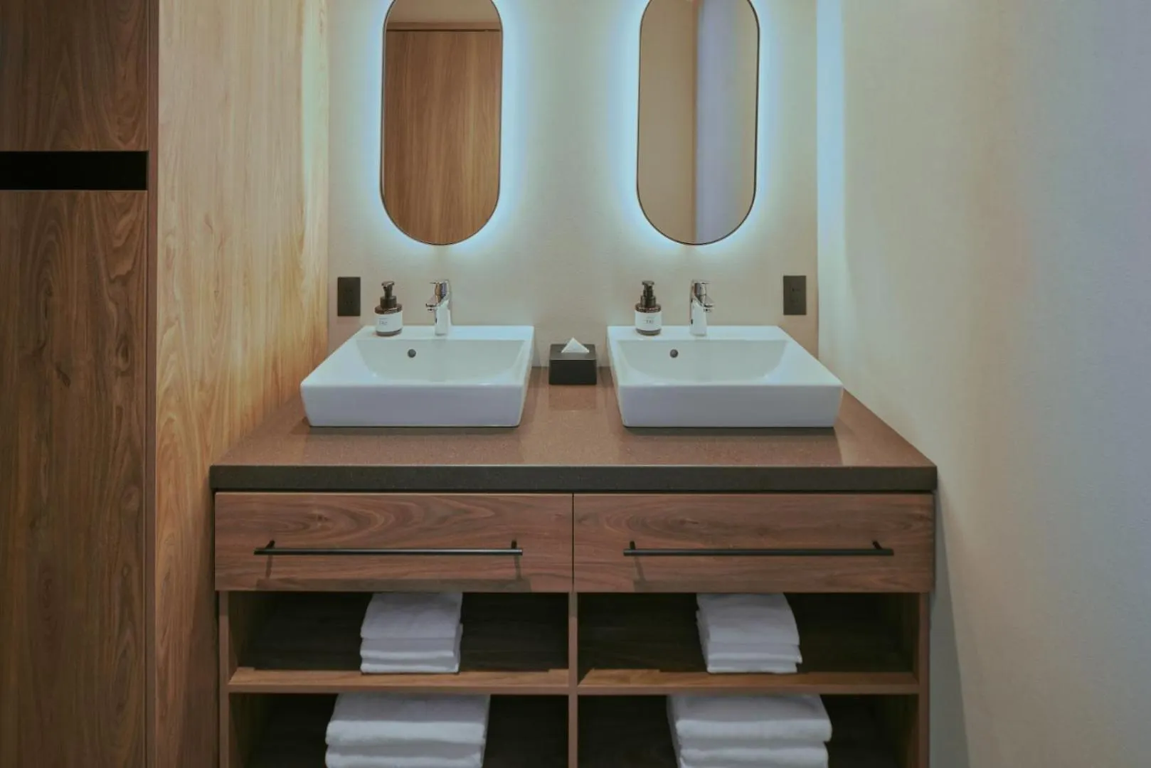 Fav Lux Sapporo Susukino Apartment Japan